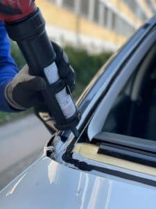 Read more about the article Tinted Windows and Privacy: A Stylish Upgrade for Your Vehicle